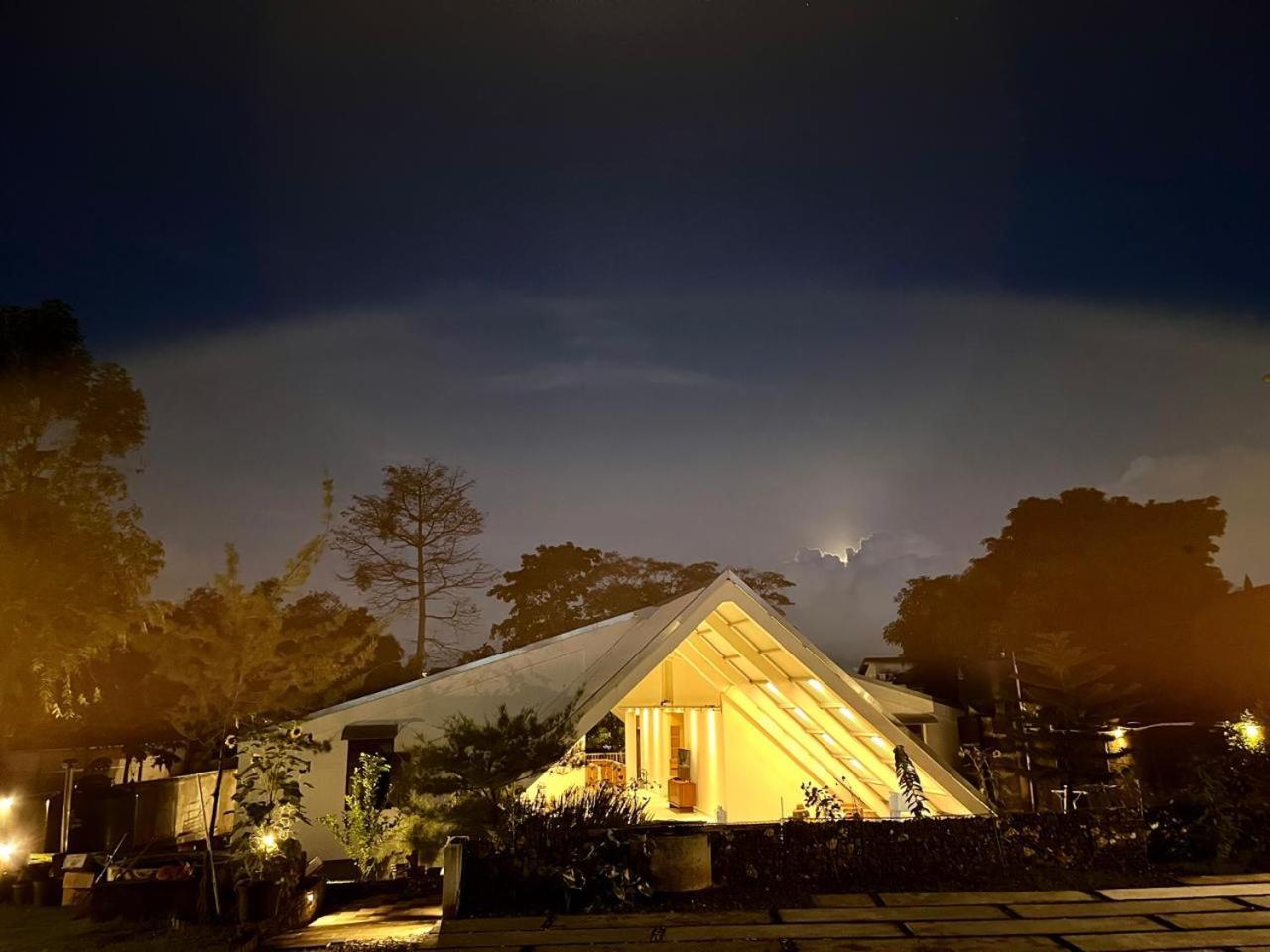 Hotel Passifika House Canggu Zewnętrze zdjęcie